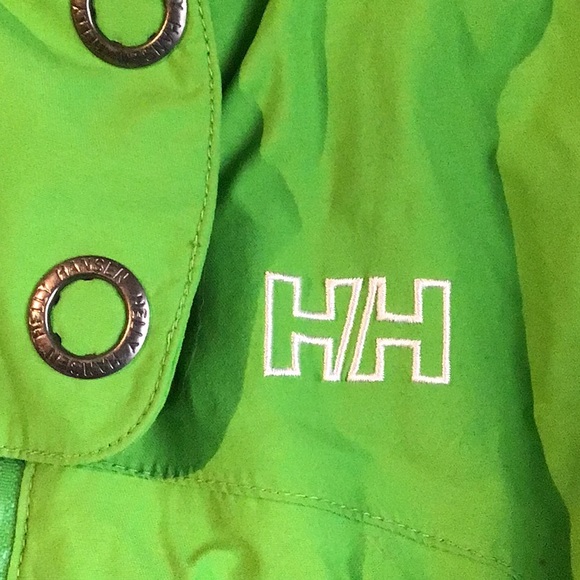 - Helly Hanson green HELLY TECH performance jacket with RECCO Technology - Picture 2 of 16